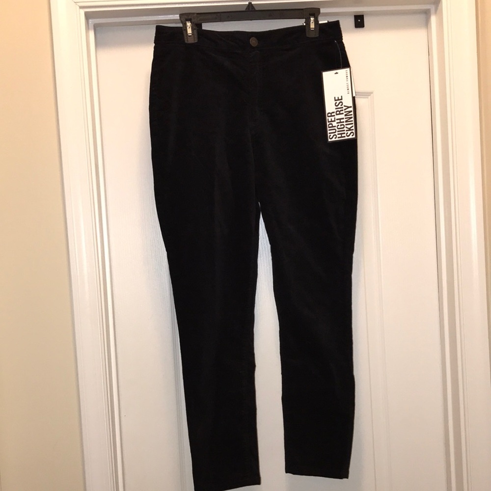 Almost Famous Juniors, size 13, super high rise skinny jeans, color Black